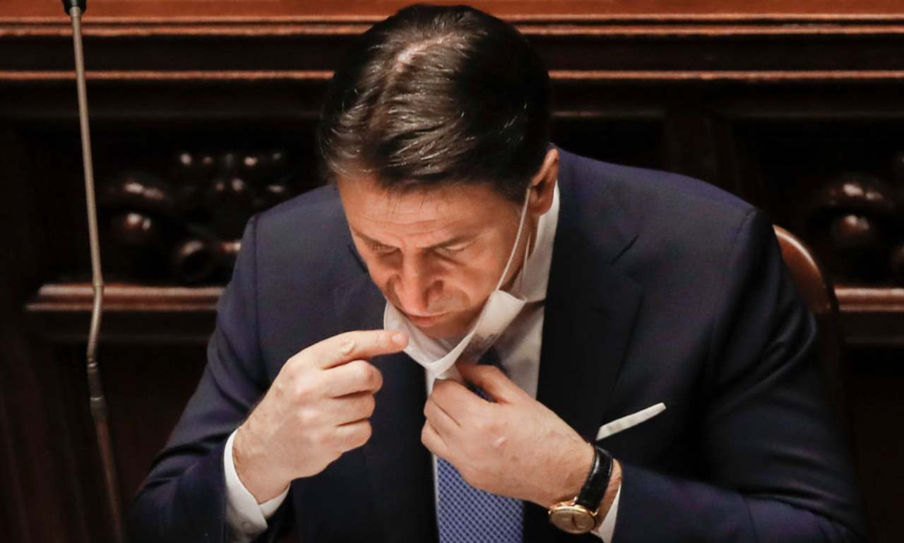 Conte cambia idea: domani dimissioni, poi un nuovo incarico 