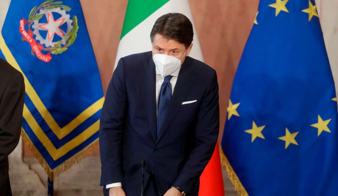 Governo, Mattarella chiarisce: Maggioranza solida o Conte dovrà dimettersi 