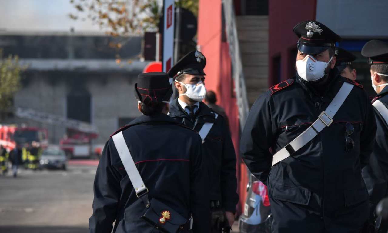 Imperia, bimbo di due anni precipita dal secondo piano