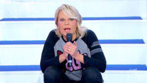 Maria De Filippi si scaglia contro Tina : "Sei proprio stupida"