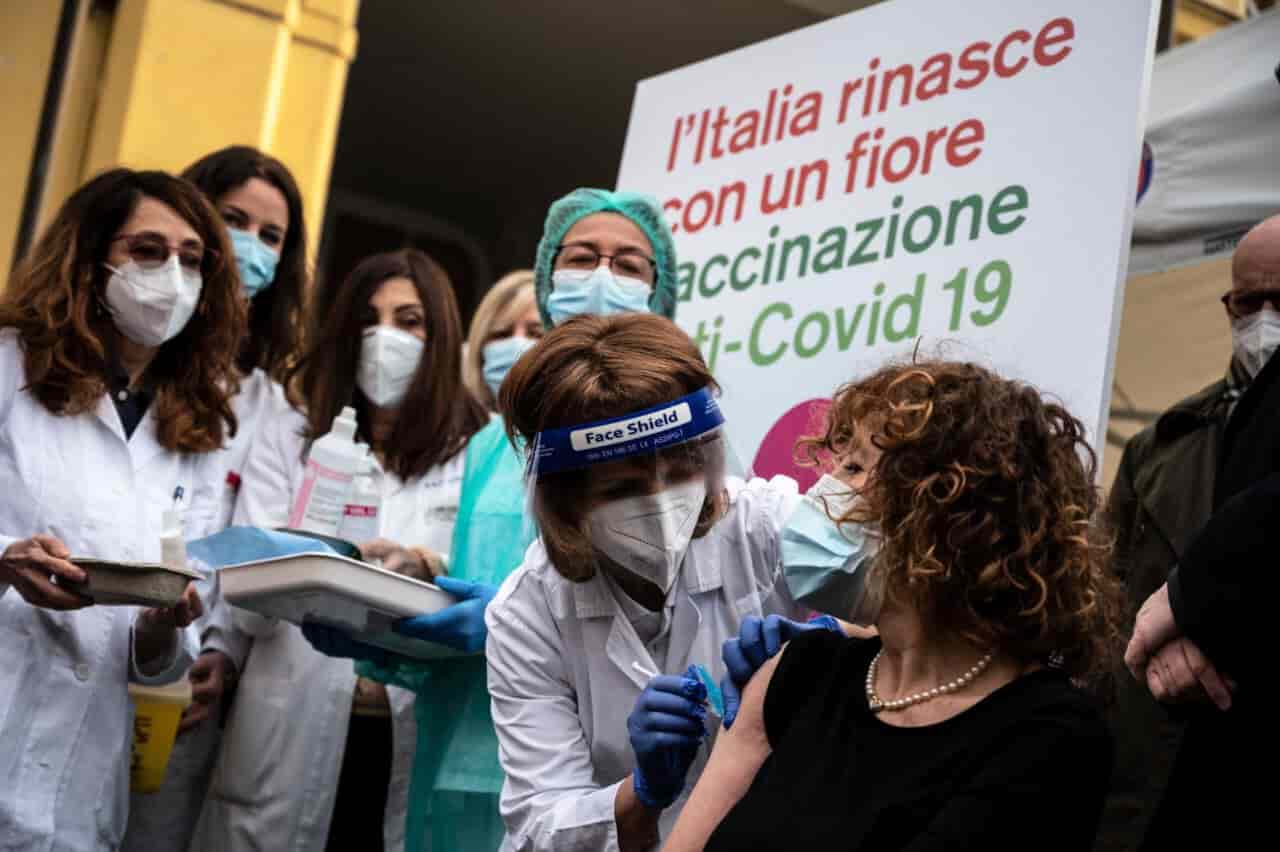 vaccino danni pfizer