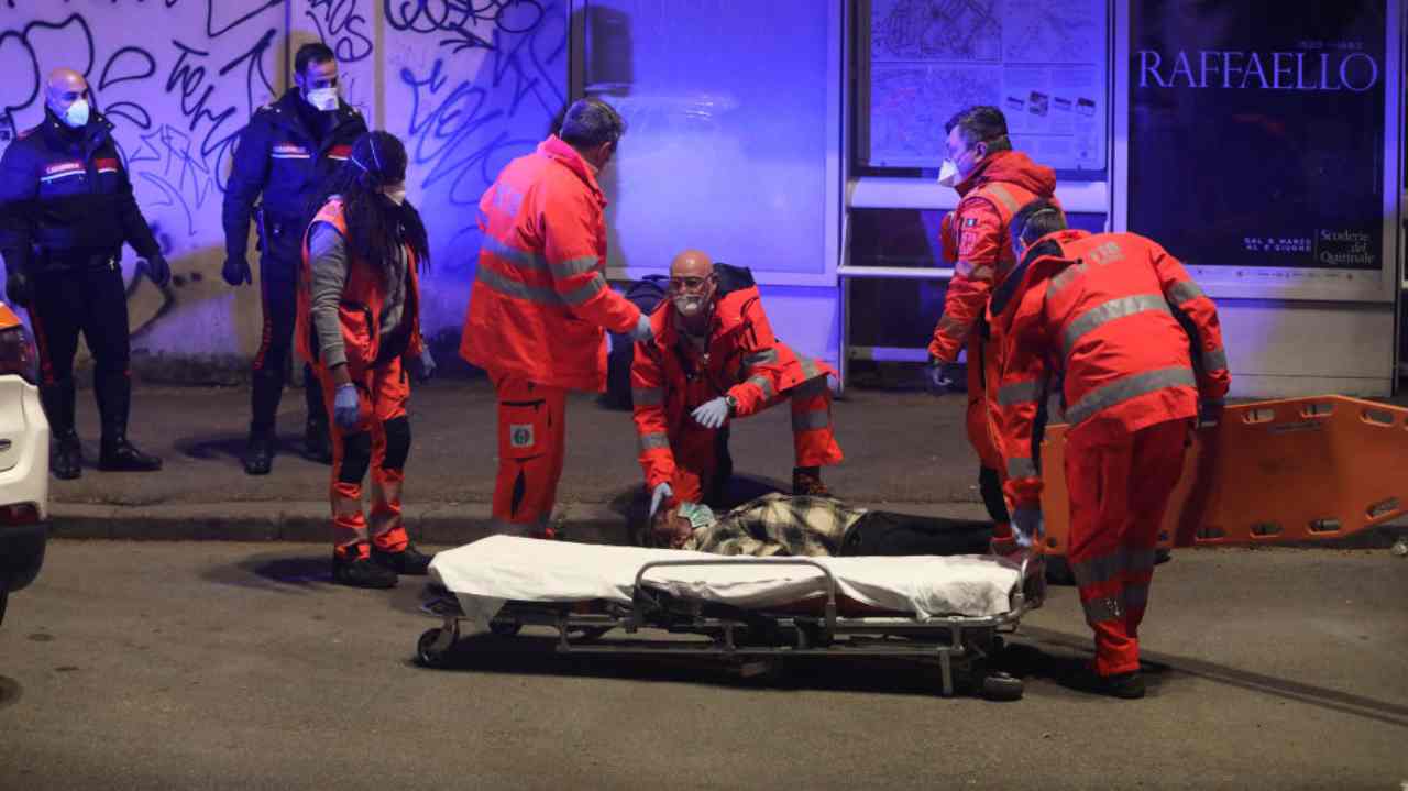 Ivrea, la Bmw e la Smart si scontrano in un frontale e Denisa muore a 15 anni