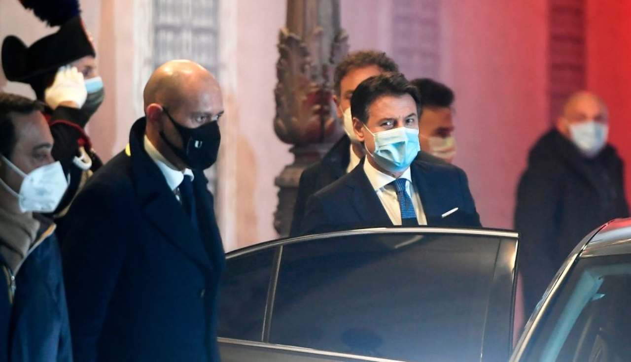 Il Quirinale chiude la porta, Giuseppe Conte ora deve uscire di scena