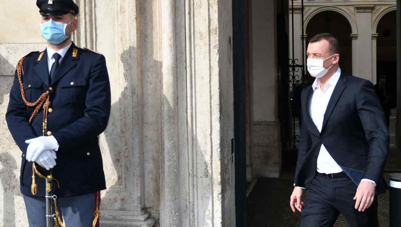 I grillini scaricano Casalino: "Hai sbagliato strategia"