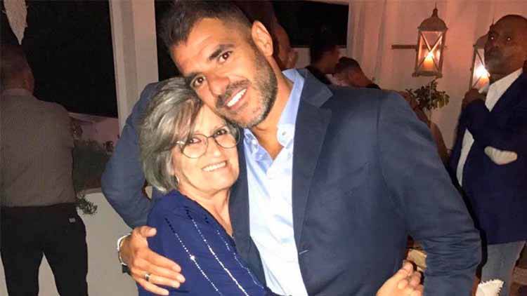 Simone Perrotta mamma