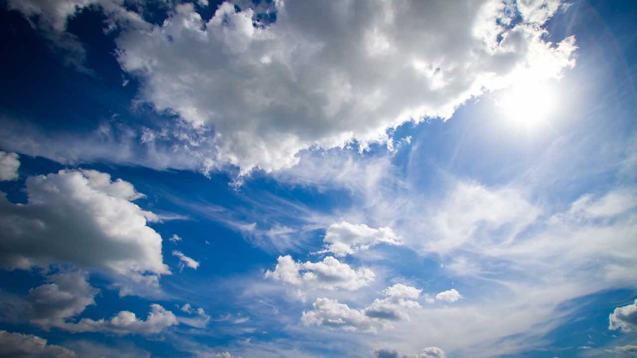 Meteo domani martedì 18 maggio: bel tempo ma instabilità su alcune zone Meteo domani martedì 18 maggio: bel tempo ma instabilità su alcune zone