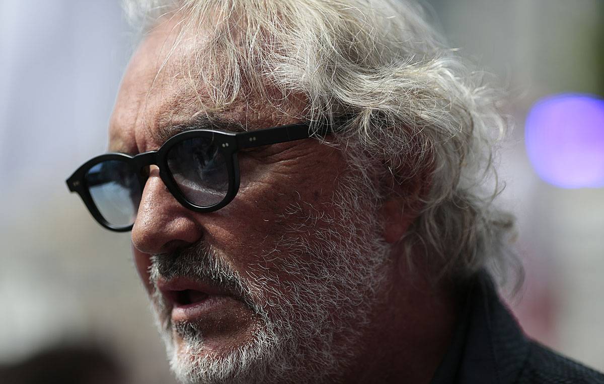 الذقن نظرية النسبية والتر كانينجهام occhiali da sole briatore -  sayasouthex.com