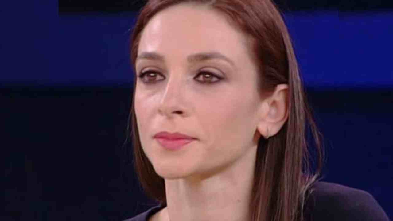 Anbeta ad Amici (Political24)