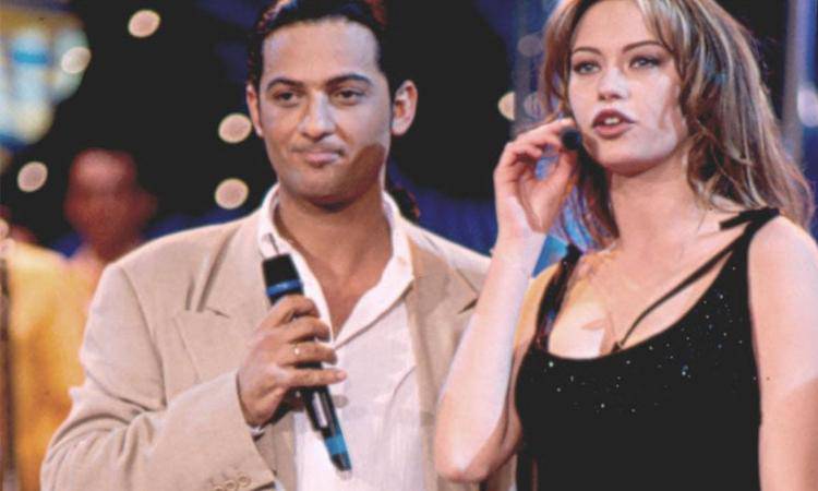 Anna Falchi e Fiorello, Facebook