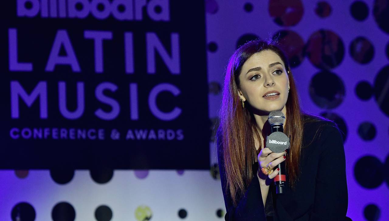 Annalisa curiosità | in cosa è laureata l'ex cantante di Amici - Vimarsana News