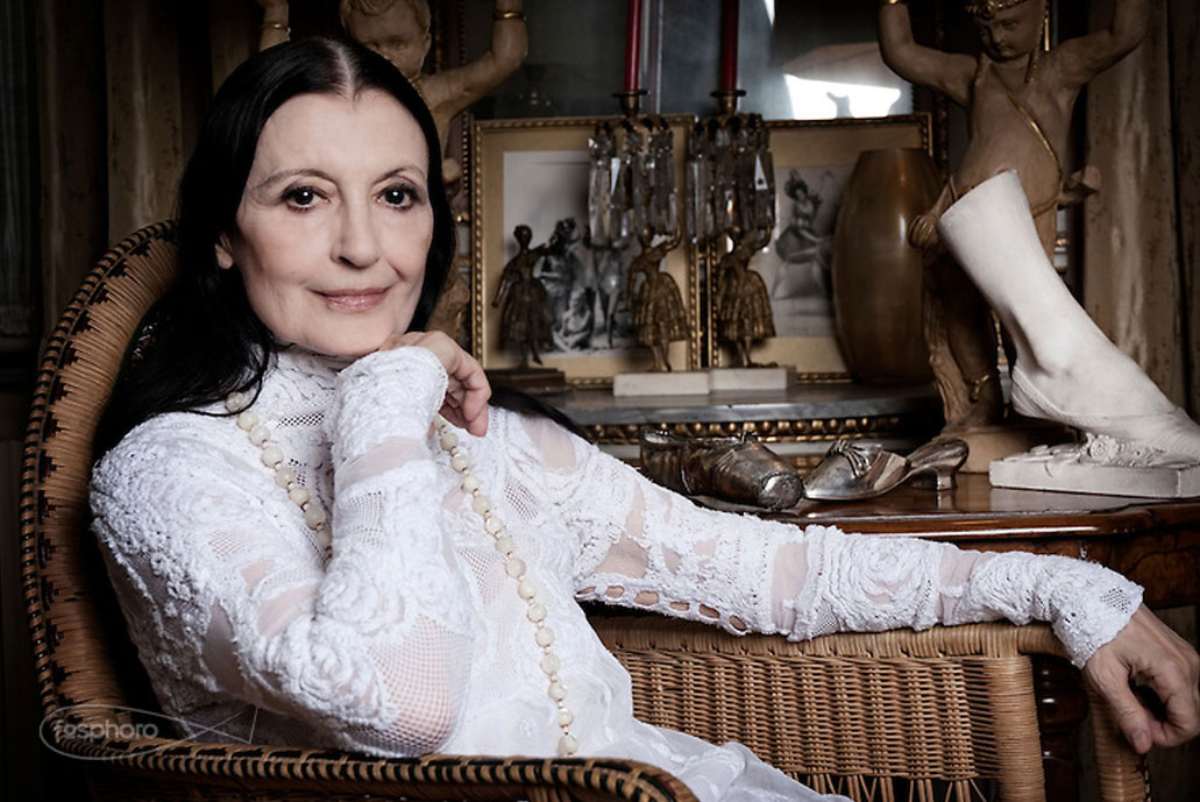Carla Fracci: rivelato finalmente il toccante motivo per il quale vestiva di bianco