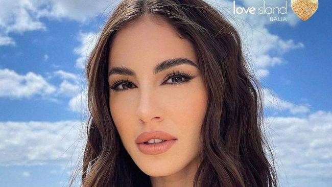 Giulia De Lellis, quanto guadagna l'ex di Uomini e Donne? Le cifre capogiro