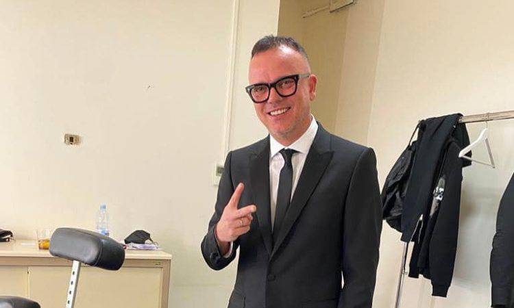 Gigi D' Alessio on Facebook