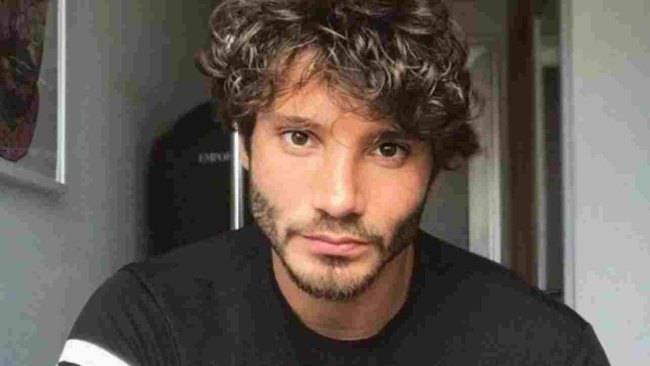 Stefano de martino, conoscete la sorella Adelaide? Uno schianto