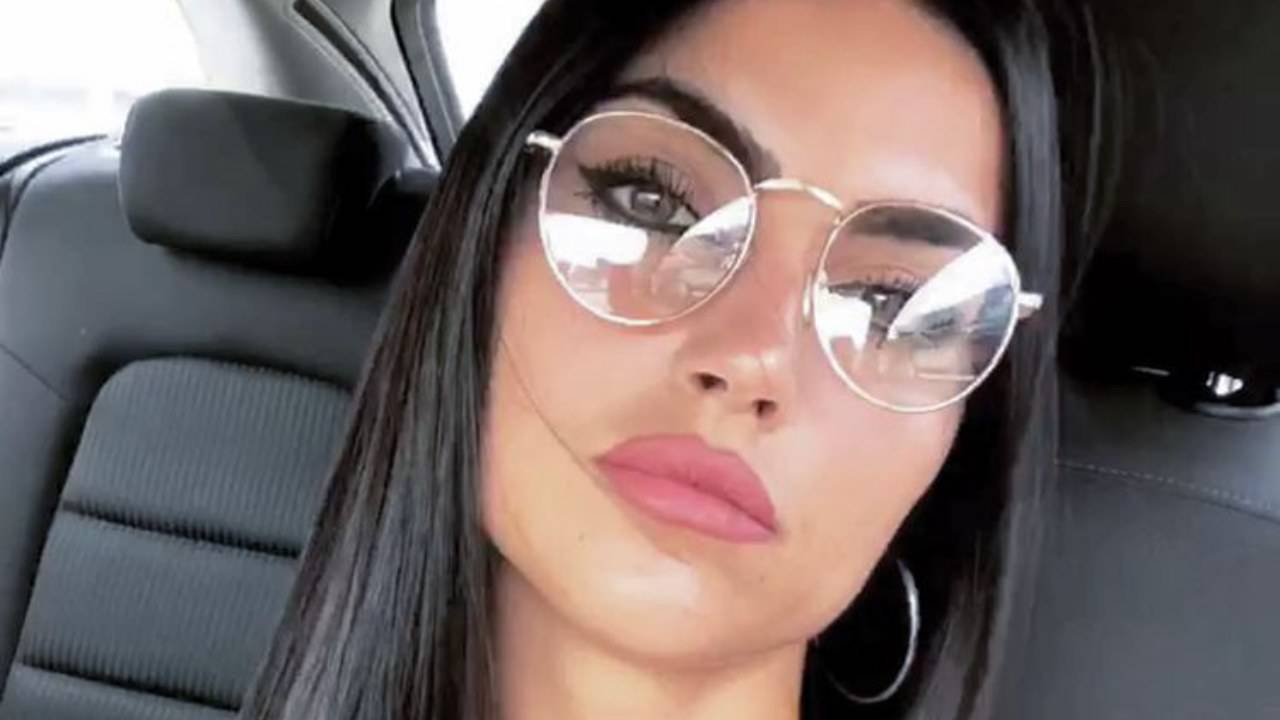 Uomini e Donne | Teresa Langella ha ceduto al ritocchino? Com'era e com'è l'ex tronista - Vimarsana News