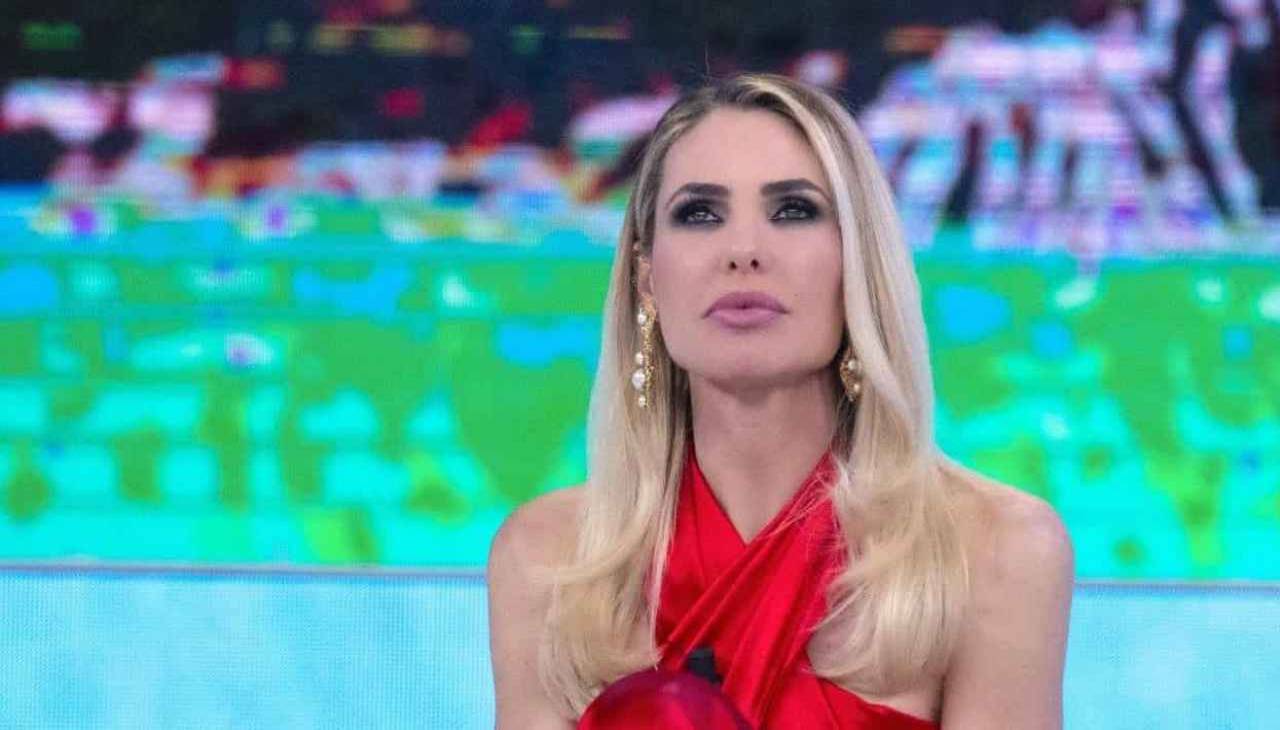 Ilary Blasi, svelato il primo concorrente di Star in the Star