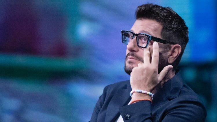 enrico papi lacrime