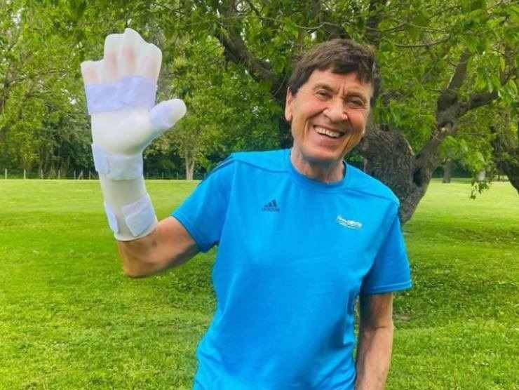 Gianni Morandi "La bambina ha vissuto solo 8 ore"