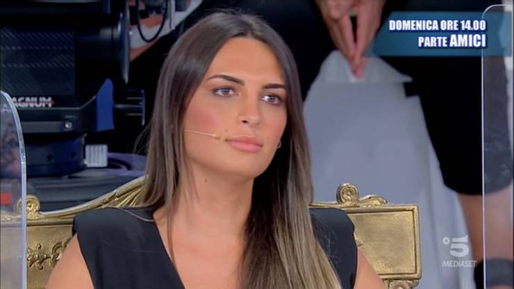 Andrea Nicole dice addio ad un suo corteggiatore