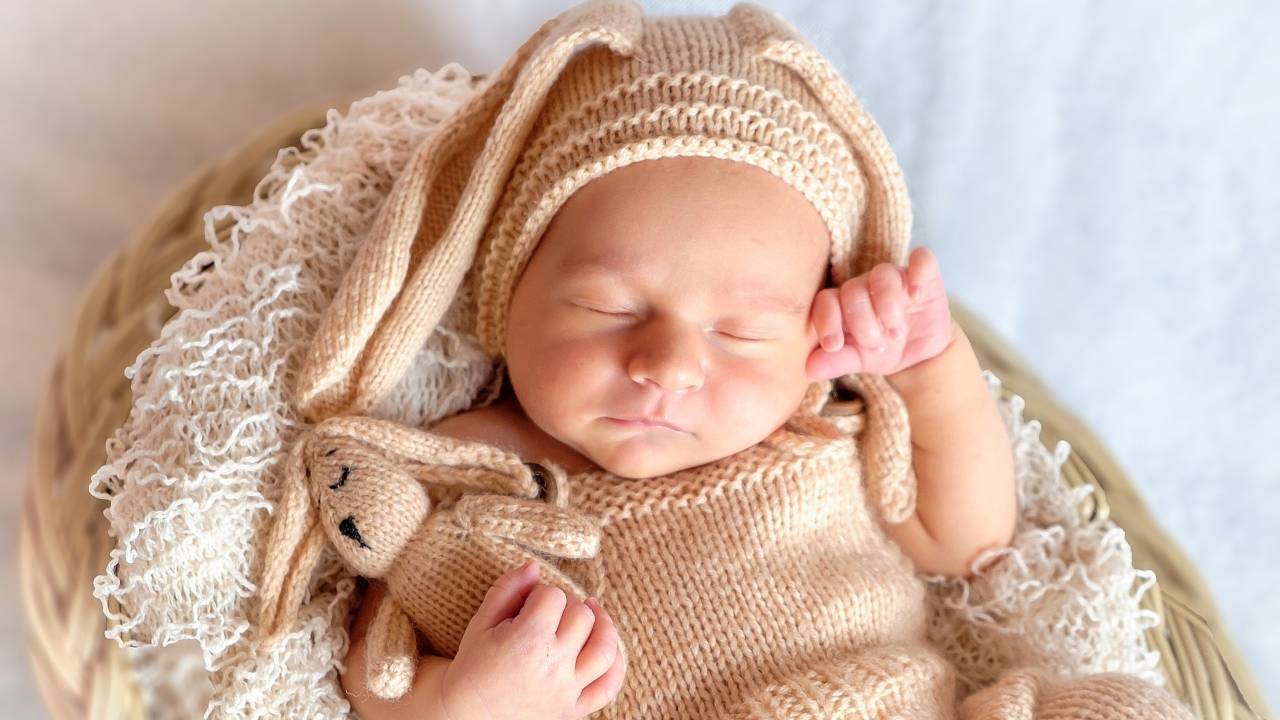 Il neonato può avere problemi di tosse (Pixabay)