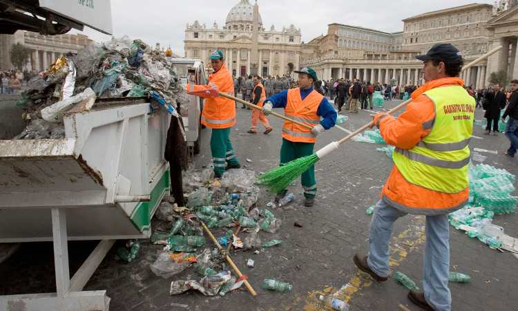 Pulizia delle strade a Roma