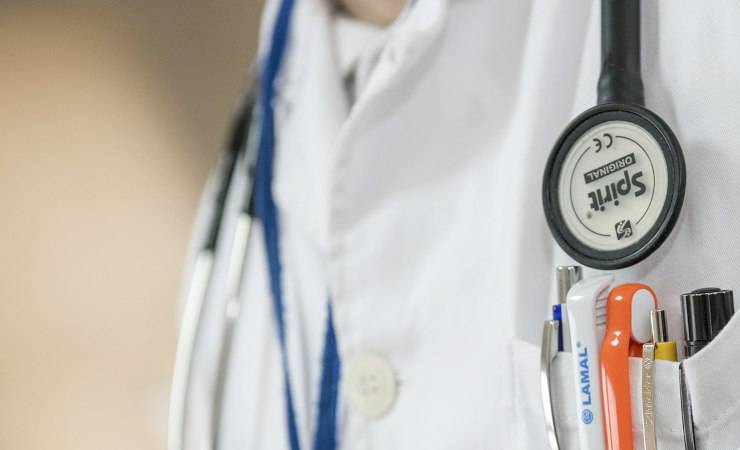 Medico di base quanto guadagna (Pixabay)
