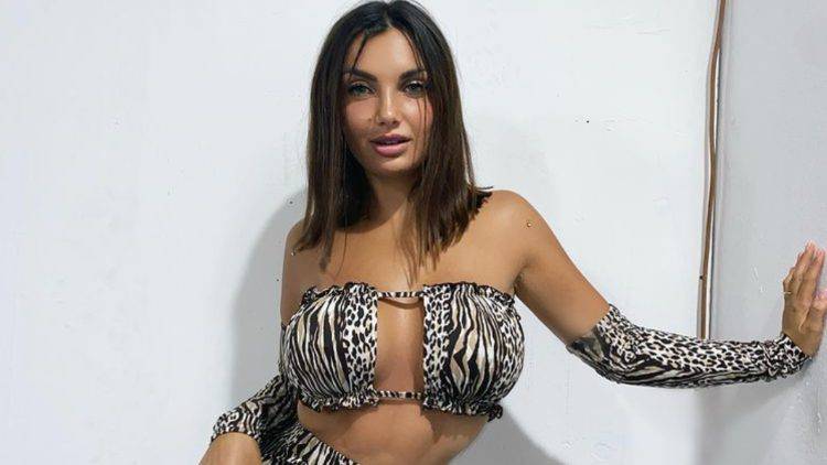 elettra lamborghini lato b