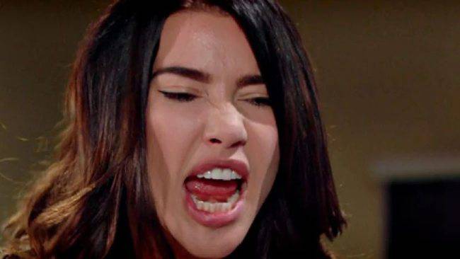 Beautiful: Steffy impazzisce ed aggredisce tutti i presenti