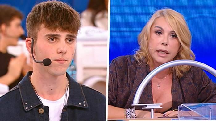 Amici 21: Maria De Filippi fa una ramanzina agli allievi