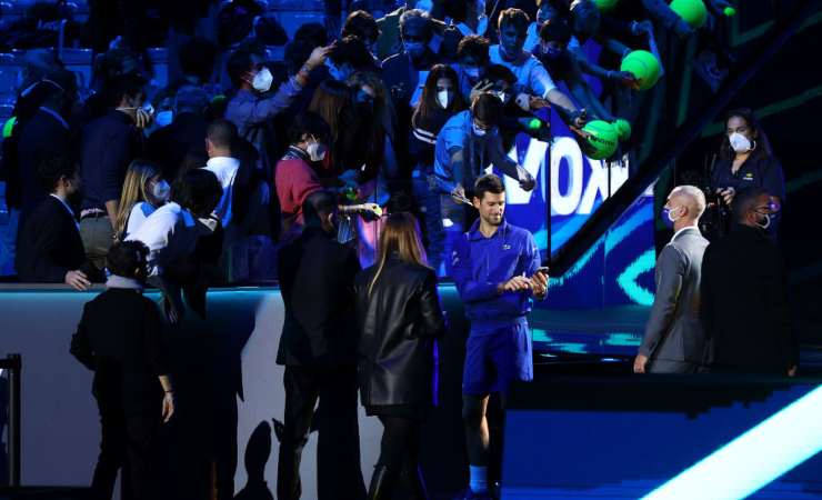 Djokovic al Pala Alpi Tour di Torino (foto: Getty, Julian Finney)