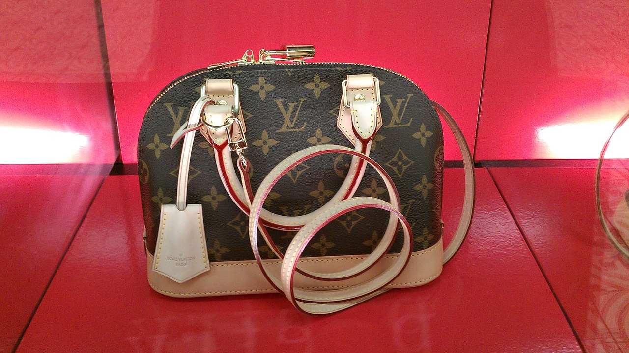 refuse Sailor lark Louis Vuitton: Ecco perché le borse costano così tanto, non ci crederai mai