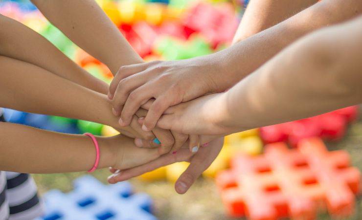 Famiglia (foto: Pixabay)