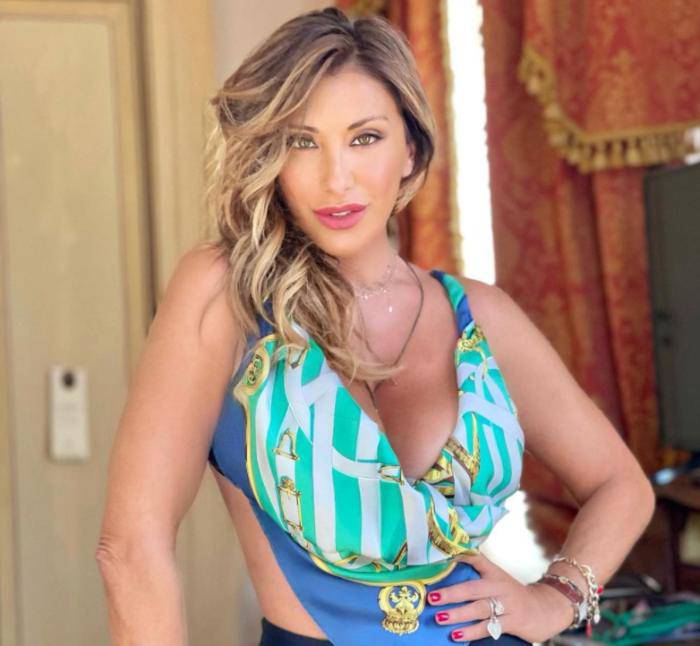 sabrina salerno maglietta
