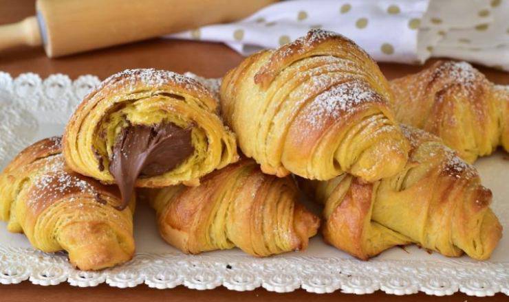 Cornetti fatti in casa - La ricetta infallibile 