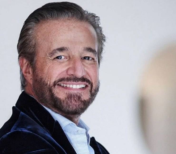 E' Christian De Sica!