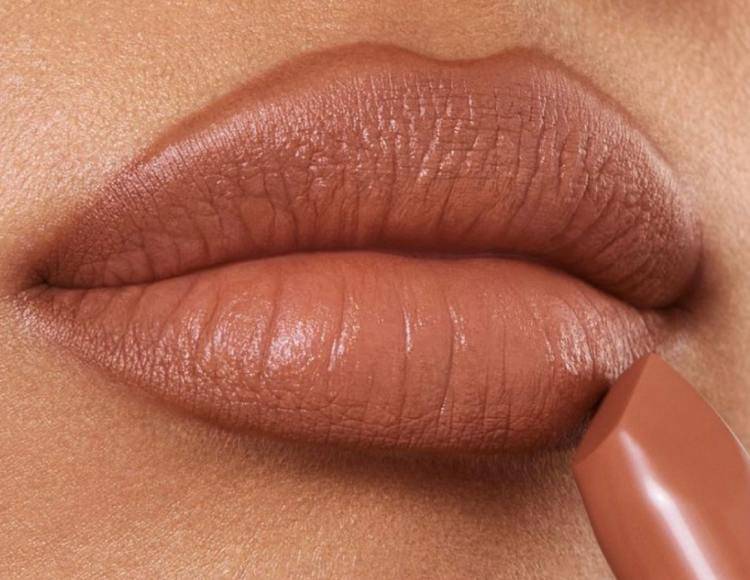 Labbra: rossetto nude