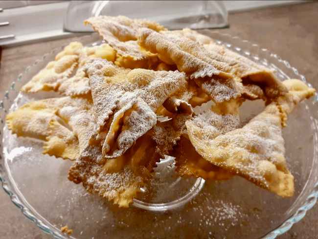 Carnevale: ricetta velocissima delle chiacchiere dal risultato wow