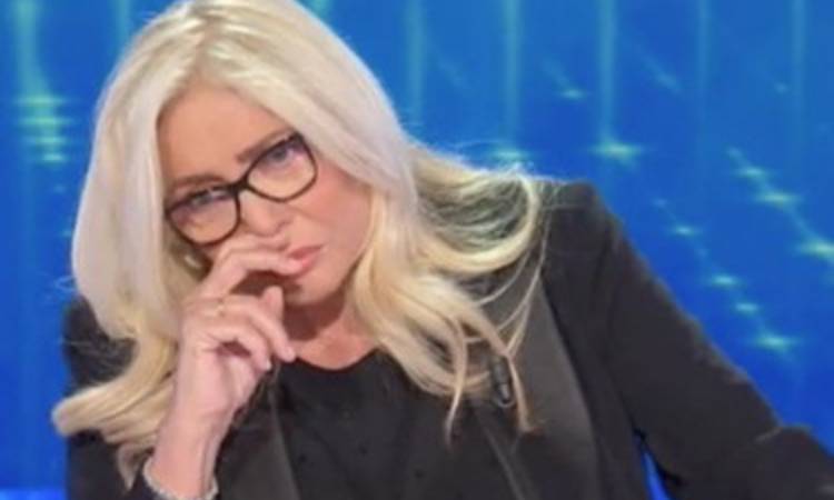 Domenica in shock: pubblico in lacrime per l'accaduto