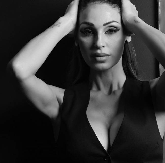 anna tatangelo bellissima