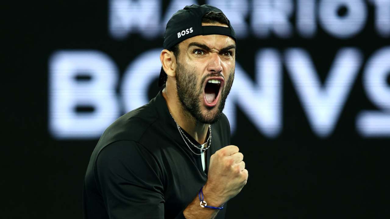 Australian Open: sai quanti soldi guadagna chi vince? Da non credere Australian Open: sai quanti soldi guadagna chi vince? Da non credere