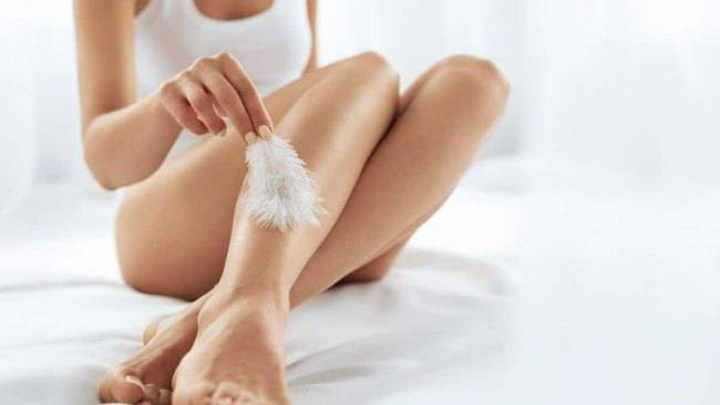 Doccia: 5 errori che fanno tutti quando ti depili le gambe