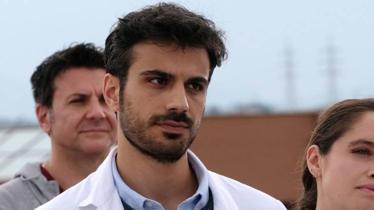 Gianmarco Saurino alias Lorenzo Lazzarini (Tvserial.it)