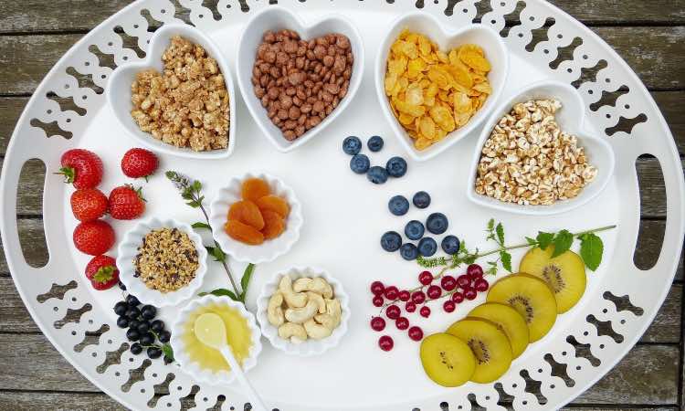 Alimentazione: le 5 proprietà nutrienti che non possono mancare