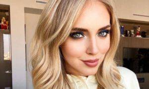 Chiara Ferragni neve costume