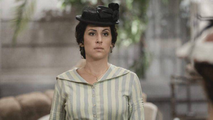 una vita lolita richiesta