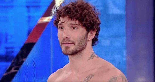 maria de filippi shock amici