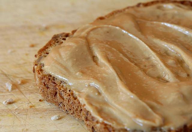 Cucina: torta proteica che non fa ingrassare ma buonissima!