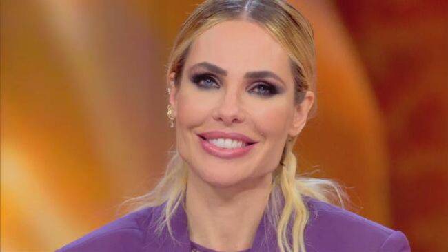 ilary blasi abbigliamento