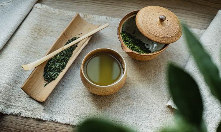 Dieta, ecco una tisana super efficace per depurare l'organismo