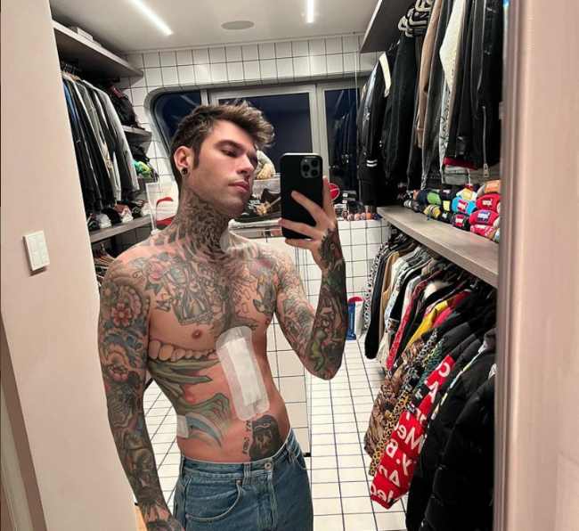 Fedez e Chiara a cena fuori: ma il dettaglio non sfugge